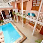 Room In Guest Room - Ca-5 Gethsemane Room With Breakfast Included And Wifi