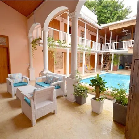 In Guest - Ca-5 Gethsemane With Breakfast Included And Wifi Pensión *
